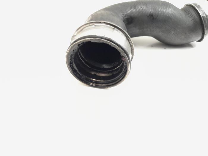 Turbo hose Volkswagen Transporter T5 2.5 TDi - T5555 070100092X OEM