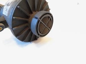 Intercooler Rohr van een Volkswagen Golf V (1K1) 2.0 GTI 16V 2005