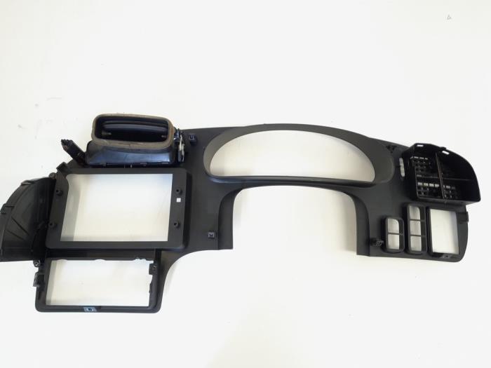 Dashboard part from a Saab 9-5 Estate (YS3E) 2.0t 16V 2006