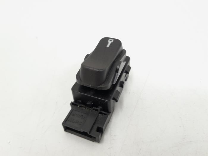 Central locking switch from a Saab 9-5 Estate (YS3E) 2.0t 16V 2006