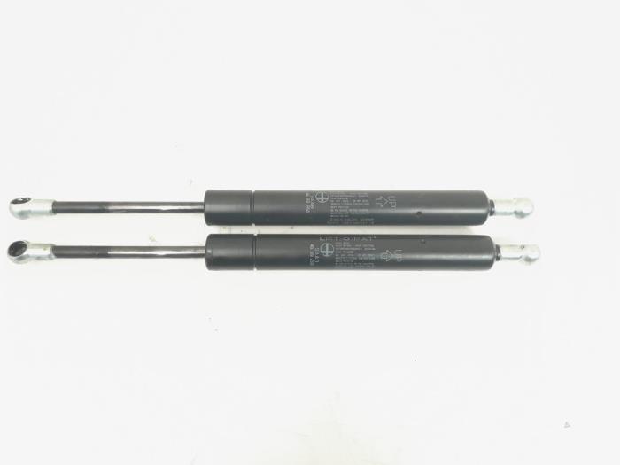 Set of tailgate gas struts from a Saab 9-5 Estate (YS3E) 2.0t 16V 2006