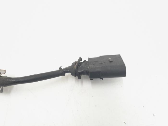 Lambda probe from a Volkswagen Golf V Variant (1K5) 1.4 TSI 122 16V 2008