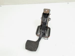 Used Brake pedal Volkswagen Scirocco (137/13AD) 1.4 TSI 160 16V Price € 28,95 Margin scheme offered by GEJO Revisie & Onderdelen BV