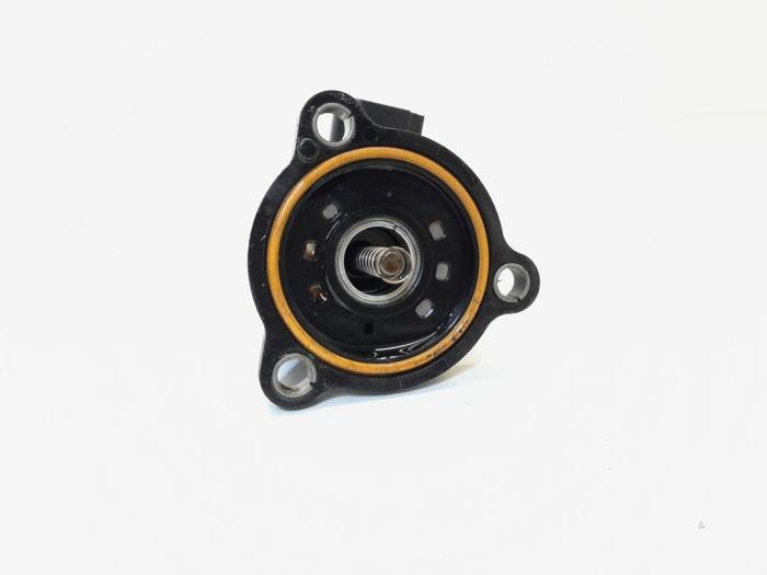 Turbo relief valve from a Volkswagen Golf V (1K1) 2.0 GTI 16V 2005