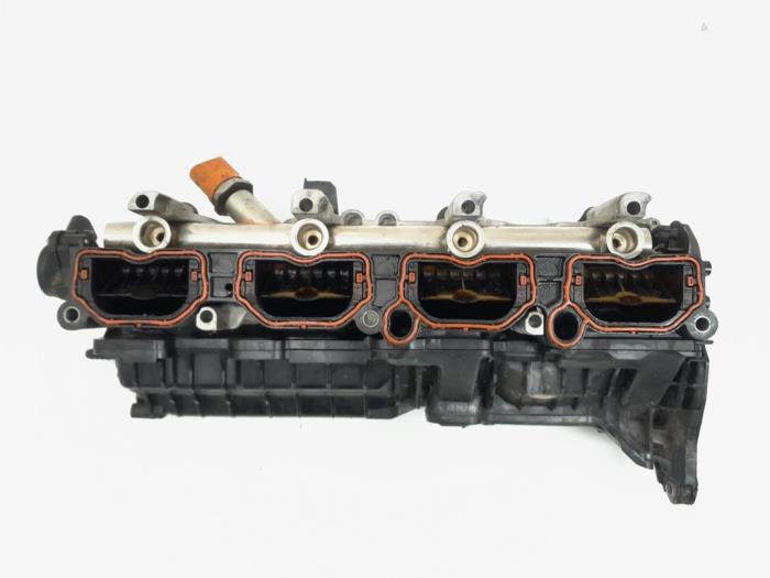 Używane Kolektor dolotowy Audi S6 Avant (C7) 4.0 V8 TFSI Cena € 179,00 Procedura marży oferowane przez GEJO Revisie & Onderdelen BV