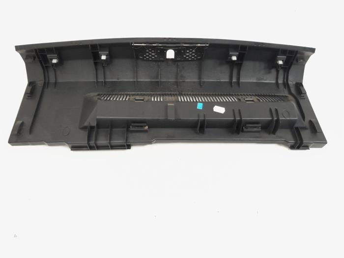 Luggage compartment trim from a Volkswagen Polo V (6R) 1.2 TSI 2010