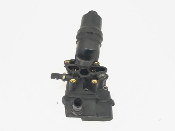 Gebrauchte Ölfilterhalter Volkswagen Polo V (6R) 1.2 TSI Preis € 37,50 Margenregelung angeboten von GEJO Revisie & Onderdelen BV