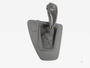 Used Gear stick cover BMW 3 serie Touring (E91) 318d 16V Price € 35,00 Margin scheme offered by GEJO Revisie & Onderdelen BV