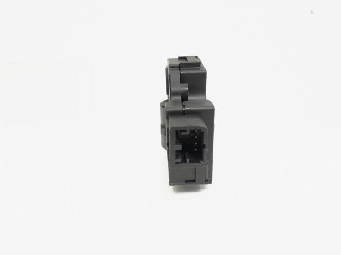 Heizventil Motor BMW 3 serie Touring 318d 16V - 18062010 SAIA