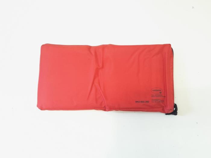 Trousse de secours – 8K0860282