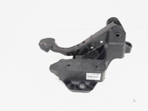 Używane Zestaw pedalów Volkswagen Polo V (6R) 1.2 12V BlueMotion Technology Cena € 10,00 Procedura marży oferowane przez GEJO Revisie & Onderdelen BV