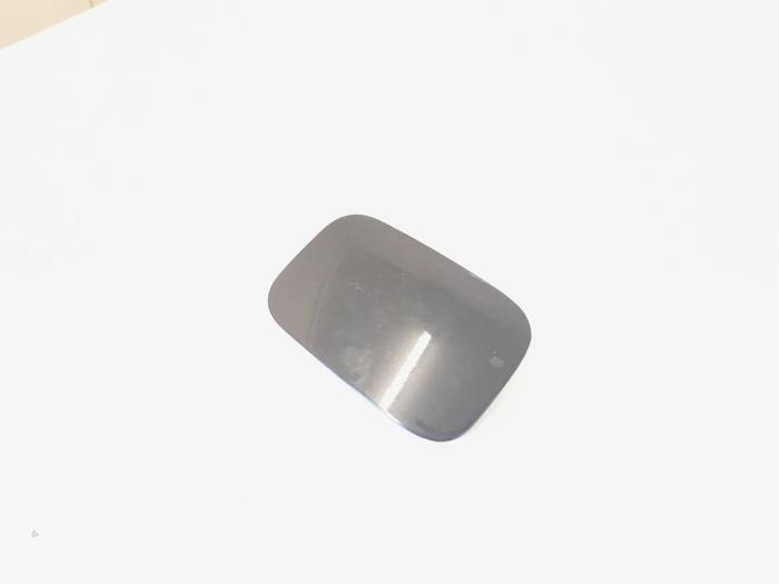 Tank cap cover from a BMW 3 serie (E46/4) 316i 2000