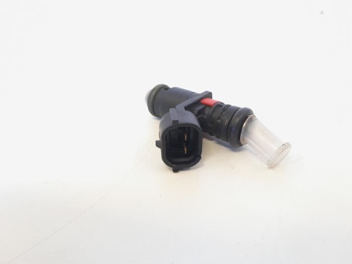 Injektor (Benzineinspritzung) van een Volkswagen Polo V (6R) 1.2 12V BlueMotion Technology 2010