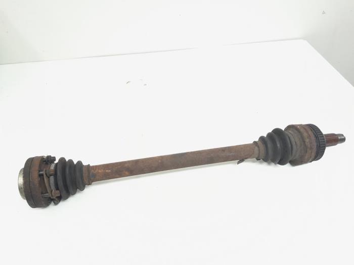 Drive shaft, rear right from a BMW 3 serie (E46/4) 316i 2000