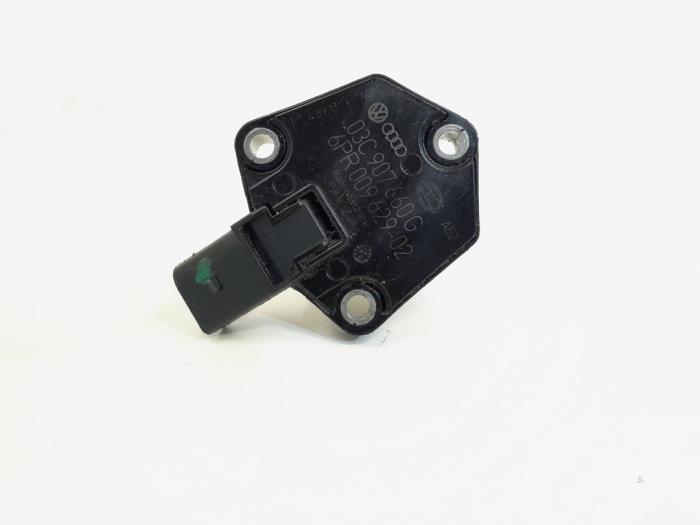Gebrauchte Ölstandsensor Volkswagen Golf VII (AUA) 1.6 TDI 16V Preis € 8,00 Margenregelung angeboten von GEJO Revisie & Onderdelen BV