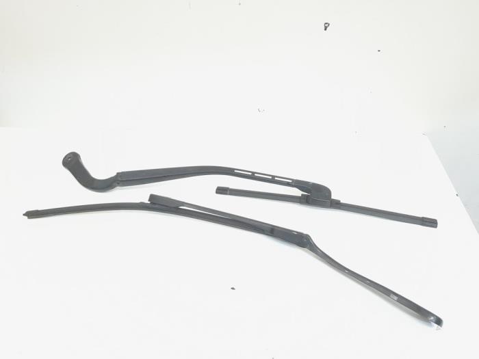 Scheibenwischerarm-Set BMW 3 serie Touring 318d 16V - 6161717163901 