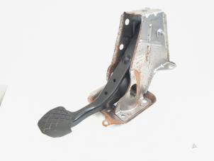 Used Brake pedal Volkswagen Touran (1T1/T2) 1.4 16V TSI 140 Price € 28,95 Margin scheme offered by GEJO Revisie & Onderdelen BV