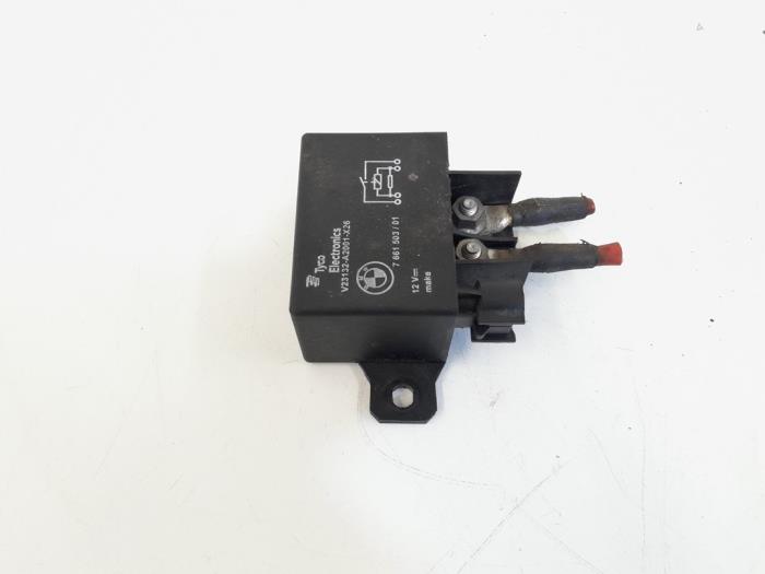 Glow plug relay BMW 3 serie Touring 318d 16V 766150301