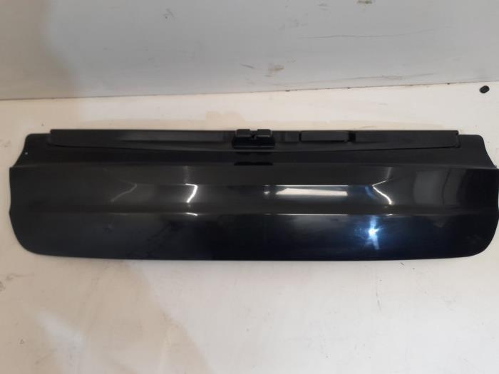 Tailgate from a BMW X5 (F15) xDrive 40d 3.0 24V 2014