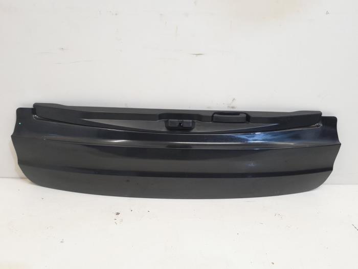 Tailgate from a BMW X5 (F15) xDrive 40d 3.0 24V 2014