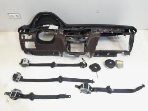 Usagé Kit airbag + tableau de bord BMW X5 (F15) xDrive 40d 3.0 24V Prix € 2.500,00 Règlement à la marge proposé par GEJO Revisie & Onderdelen BV