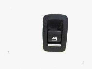 Usados Interruptor de ventanilla eléctrica BMW X5 (F15) xDrive 40d 3.0 24V Precio € 19,00 Norma de margen ofrecido por GEJO Revisie & Onderdelen BV