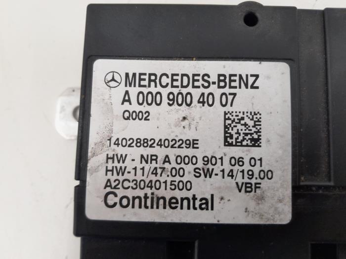 Módulo bomba de combustible de un Mercedes-Benz C Estate (S205) C-180 BlueTEC, C-180 d 1.6 16V 2014