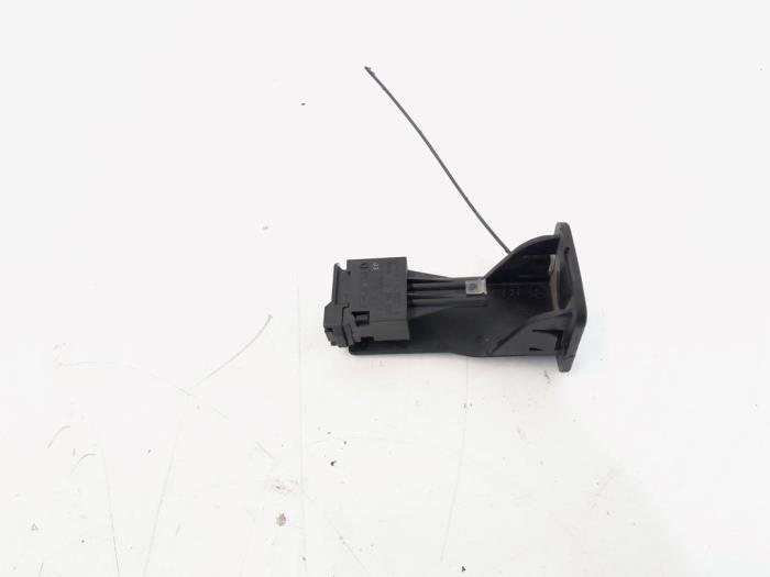 Gebrauchte Sonstige BMW 3 serie (E90) 318d 16V Preis € 9,00 Margenregelung angeboten von GEJO Revisie & Onderdelen BV
