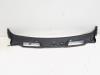 BMW 3 serie (E90) 318d 16V Cowl top grille