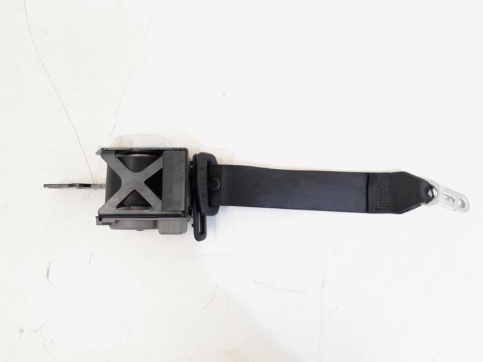 Rear seatbelt, left from a BMW 3 serie (E90) 318d 16V 2009