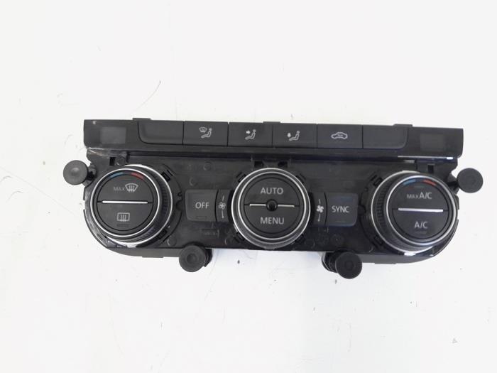 Heater control panel from a Volkswagen Golf VII (AUA) 1.4 TSI 16V 2015