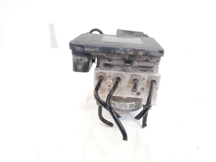 ABS pump from a Volkswagen Golf VII (AUA) 1.4 TSI 16V 2015
