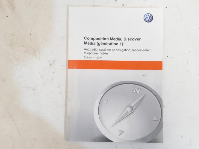 Instruction Booklet from a Volkswagen Golf VII (AUA) 1.4 TSI 16V 2015