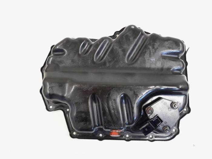 Usagé Couvercle carter Volkswagen Golf VII (AUA) 1.4 TSI 16V Prix € 29,99 Règlement à la marge proposé par GEJO Revisie & Onderdelen BV