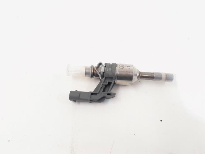 Injektor (Benzineinspritzung) van een Volkswagen Tiguan (5N1/2) 1.4 TSI 16V 2010