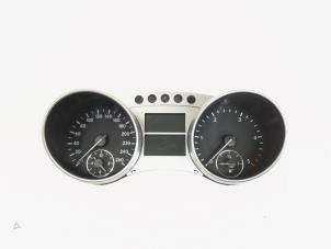 Used Odometer KM Mercedes ML II (164/4JG) 3.0 ML-280 CDI 4-Matic V6 24V Price € 144,00 Margin scheme offered by GEJO Revisie & Onderdelen BV
