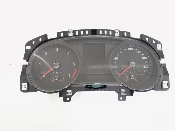 Odometer KM from a Volkswagen Passat Variant (3G5) 2.0 TDI 16V 150 2017