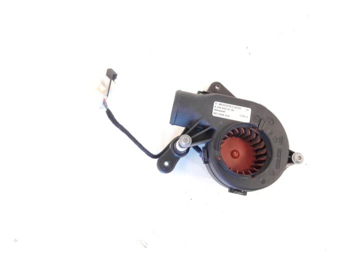 Begagnade Sätesventilationsmotor Mercedes E (W212) E-200 CDI 16V BlueEfficiency,BlueTEC Pris € 19,00 Marginaltabell erbjuds av GEJO Revisie & Onderdelen BV