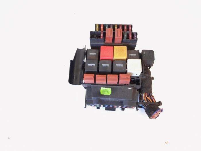 Fuse box from a Ford StreetKa 1.6i 2003