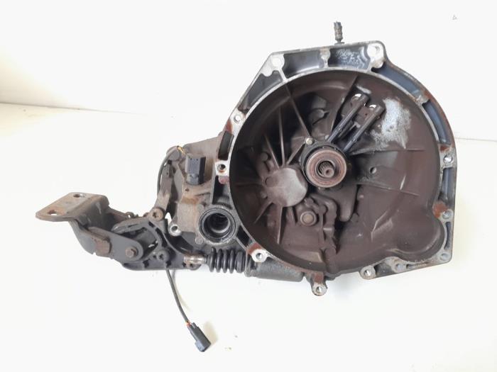 Usagé Boîte de vitesse Ford StreetKa 1.6i Prix € 149,00 Règlement à la marge proposé par GEJO Revisie & Onderdelen BV