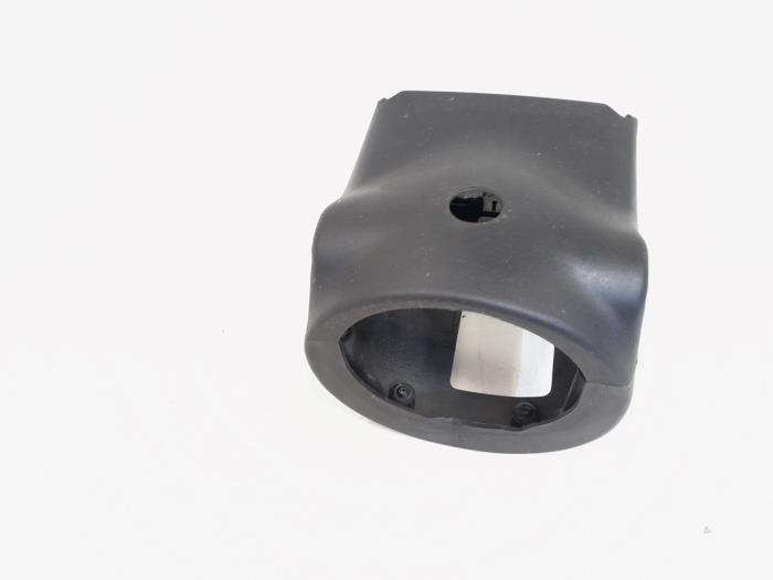 Steering column cap from a Ford StreetKa 1.6i 2003