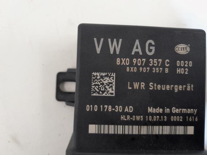 Sterownik doswietlania zakretów z Audi Q3 (8UB/8UG) 2.0 TDI 16V 140 Quattro 2013