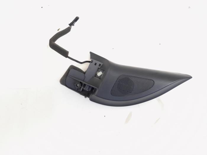 Używane Glosnik Volkswagen Golf V (1K1) 2.0 GTI 16V Cena € 8,50 Procedura marży oferowane przez GEJO Revisie & Onderdelen BV