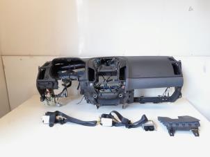 Usados Airbag set + dashboard Ford Ranger 2.2 TDCi 16V 150 4x4 Precio € 1.600,00 Norma de margen ofrecido por GEJO Revisie & Onderdelen BV