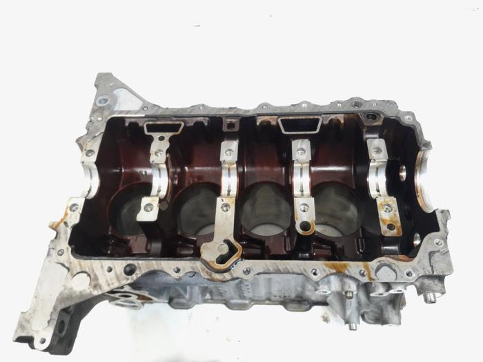 Engine crankcase from a MINI Mini (R56) 1.6 16V Cooper 2010
