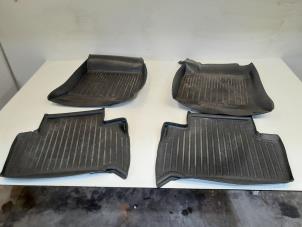 Used Set of mats Mercedes B (W246,242) 2.0 B-200 NGD 16V Price € 20,00 Margin scheme offered by GEJO Revisie & Onderdelen BV