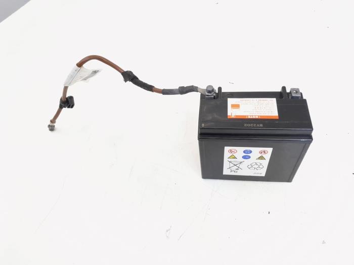 Begagnade Extrabatteri Mercedes B (W246/W242) 2.0 B-200 NGD 16V Pris € 23,50 Marginaltabell erbjuds av GEJO Revisie & Onderdelen BV