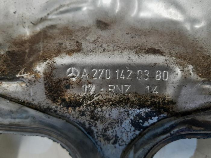 Pantalla térmica escape de un Mercedes-Benz B (W246,242) 2.0 B-200 NGD 16V 2014