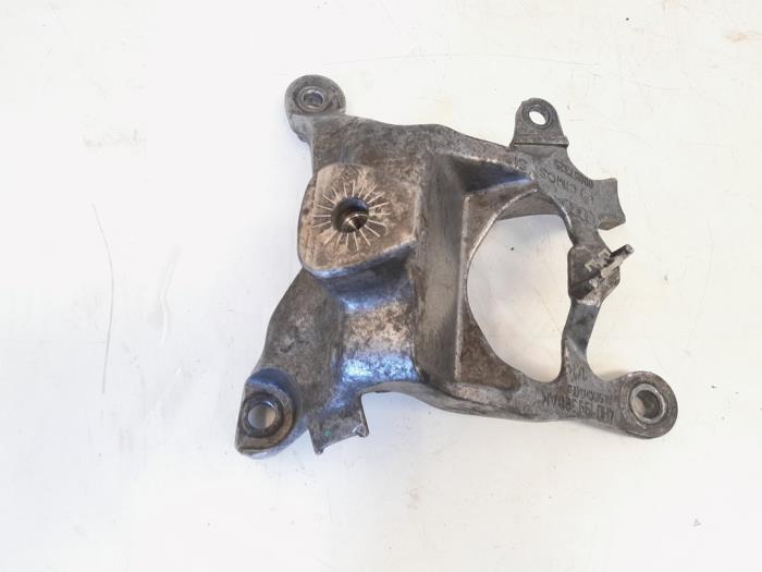 Usagé Support moteur Audi RS 6 Avant (C7) 4.0 V8 TFSI 32V Prix € 8,99 Règlement à la marge proposé par GEJO Revisie & Onderdelen BV