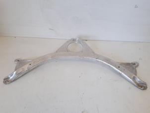Usados Travesaño delantero Audi RS 6 Avant (C7) 4.0 V8 TFSI 32V Precio € 40,00 Norma de margen ofrecido por GEJO Revisie & Onderdelen BV